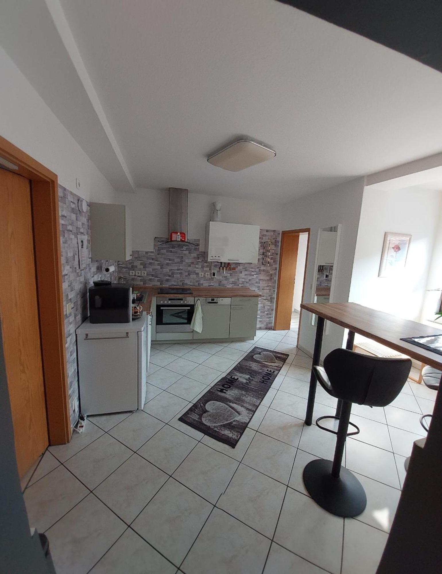 Modernes Appartement HOME near Erfurt, mit Kaffeevollautomat, Entertainmentpaket, WLAN , Einkaufsmöglichkeiten und kostenlosen Parkplatz für PKW und Transporter Elxleben Exterior foto